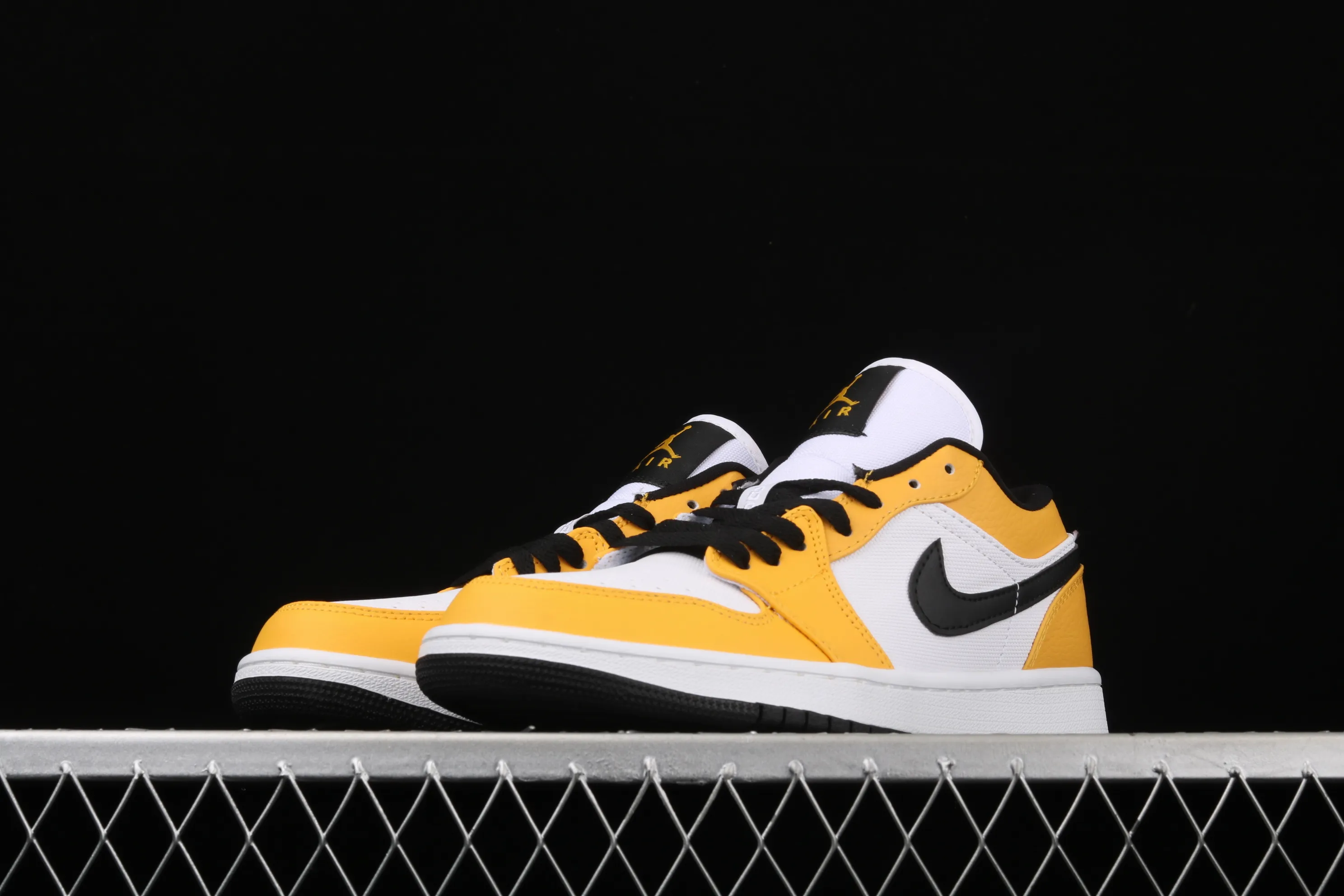 All categories Air Jordan Jordan series basketball shoes Air Jordan 1 Low Air Jordan 1 Low AJ1 Joe 1 low-top cultural and leisure sports sneakers CZ4776-107
